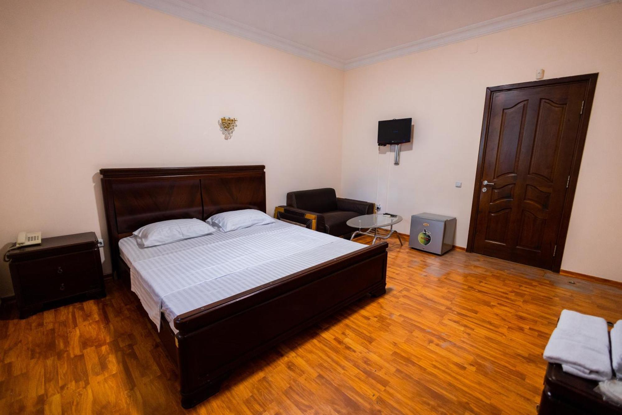Yan Hotel Yerevan Luaran gambar