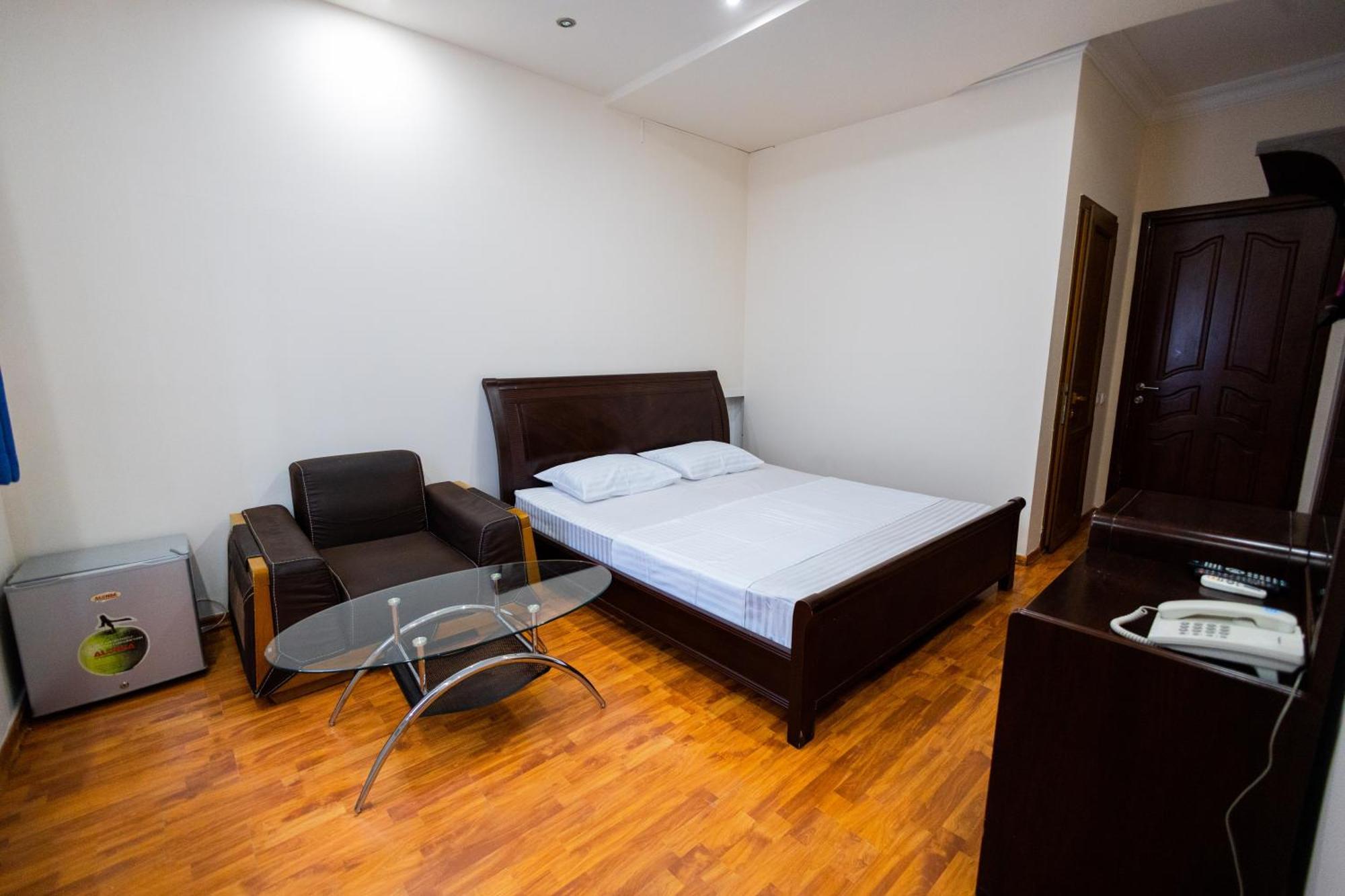 Yan Hotel Yerevan Luaran gambar